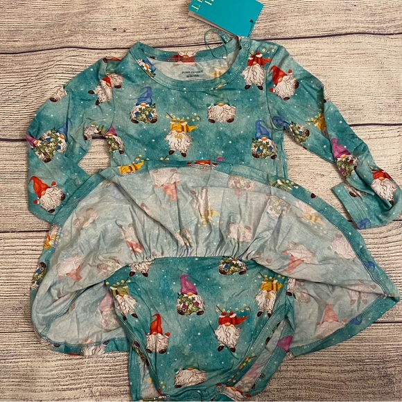 Posh Peanut Christmas gnome size 18-24 mo - Picture 3 of 6